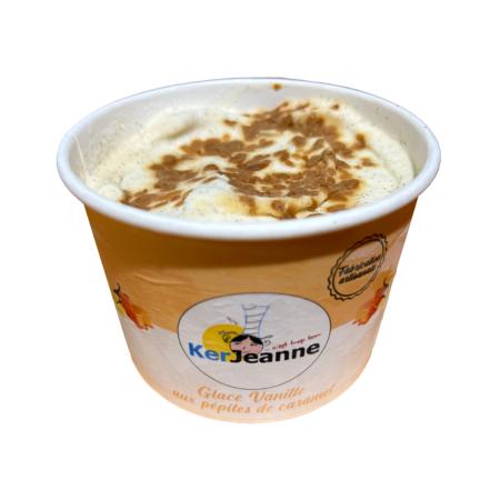 Pot de glace<br>Vanille pépites de caramel.